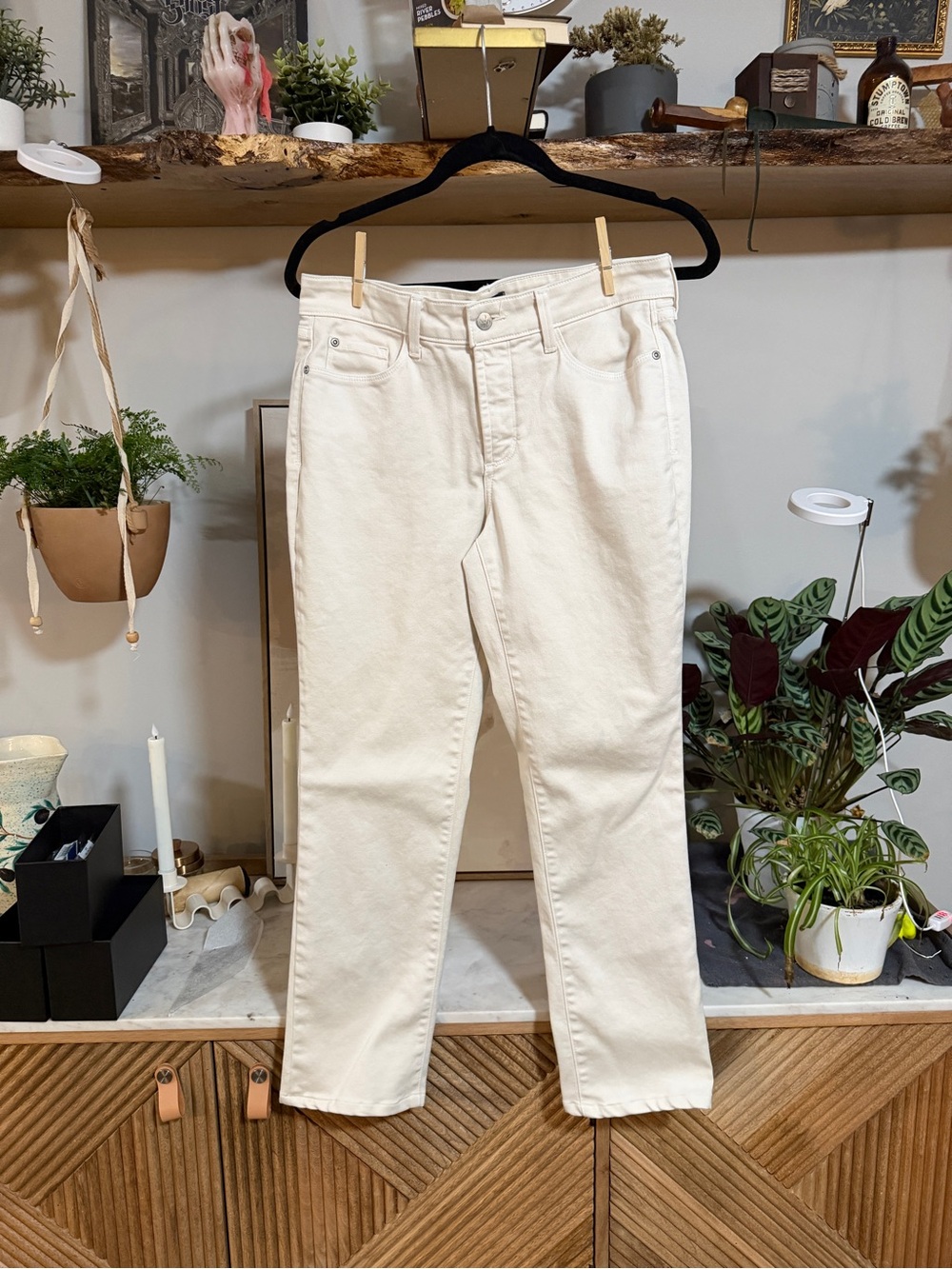 NYDJ Sheri Slim Straight-Leg Jeans in Cream with Lift x Tuck Technology